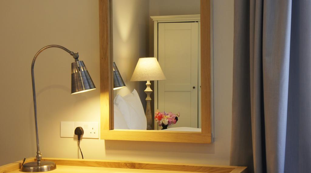 Abergavenny Hotel Zimmer foto